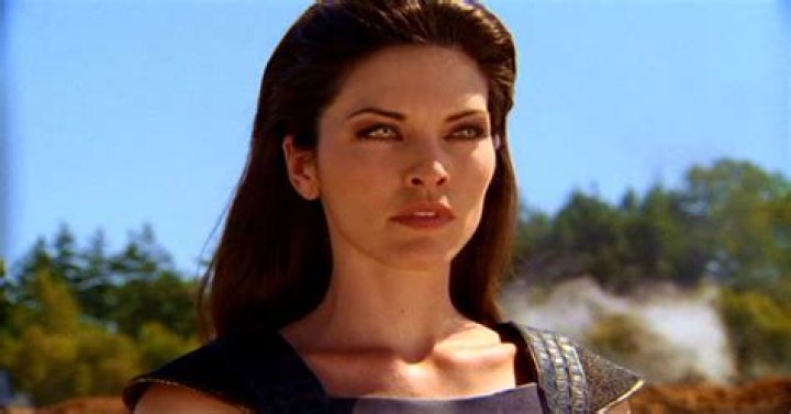 Alana de la Garza: A Comprehensive Guide to Her Life, Career, and Legacy