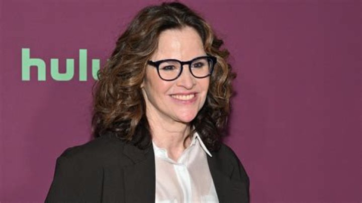 Ally Sheedy Net Worth 2024: A Deep Dive into the Actress&rsquo;s Wealth and Career