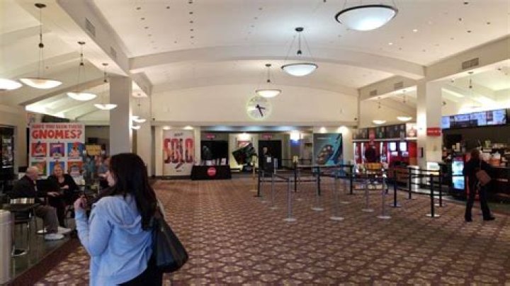 AMC 16 Voorhees: Your Ultimate Guide to Entertainment and Comfort