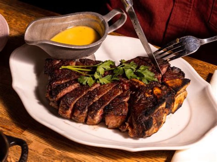 Bavette's Chicago: A Gourmet Experience in the Heart of the Windy City