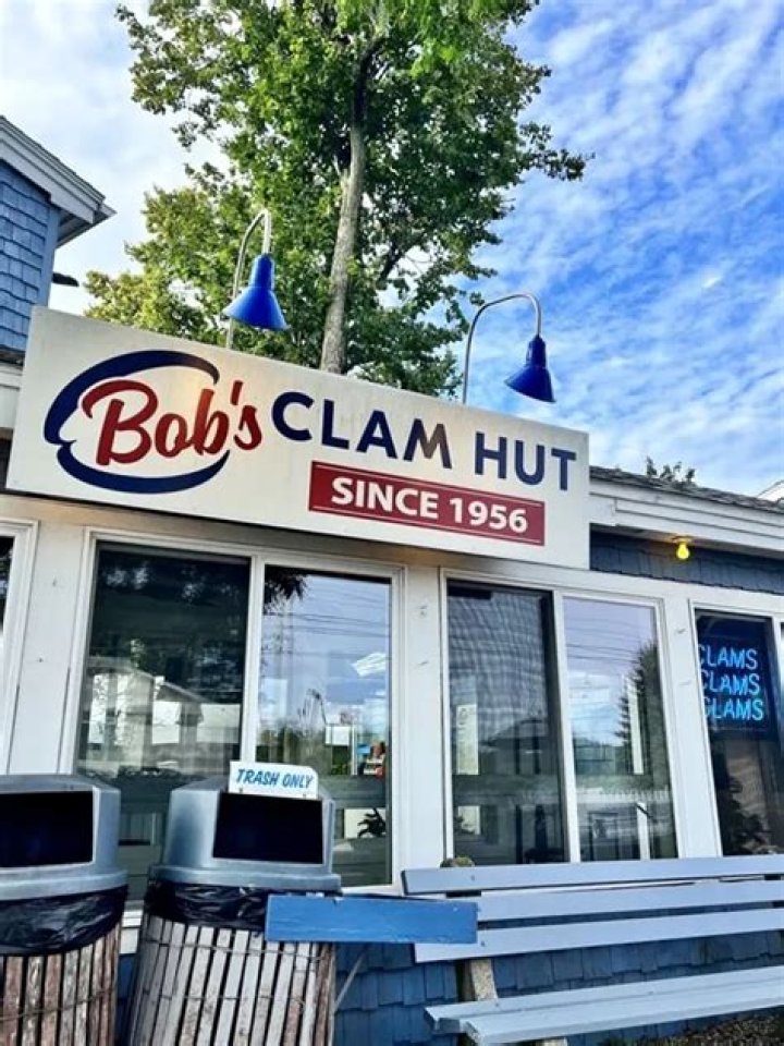 Bob's Clam Hut: A Seafood Lover's Paradise