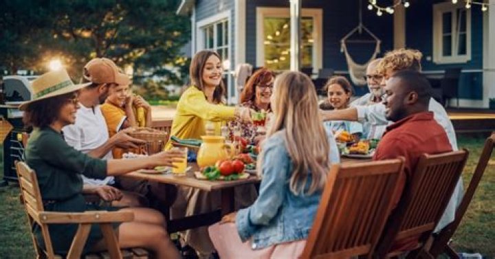 Celebrating Yordle Thanksgiving: A Festive Gathering of Friends and Lore