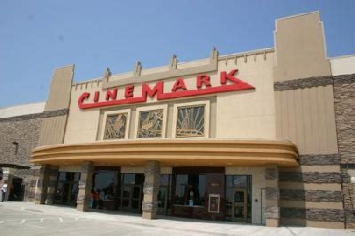 Cinemark Mall Del Norte: The Ultimate Movie Experience in San Diego