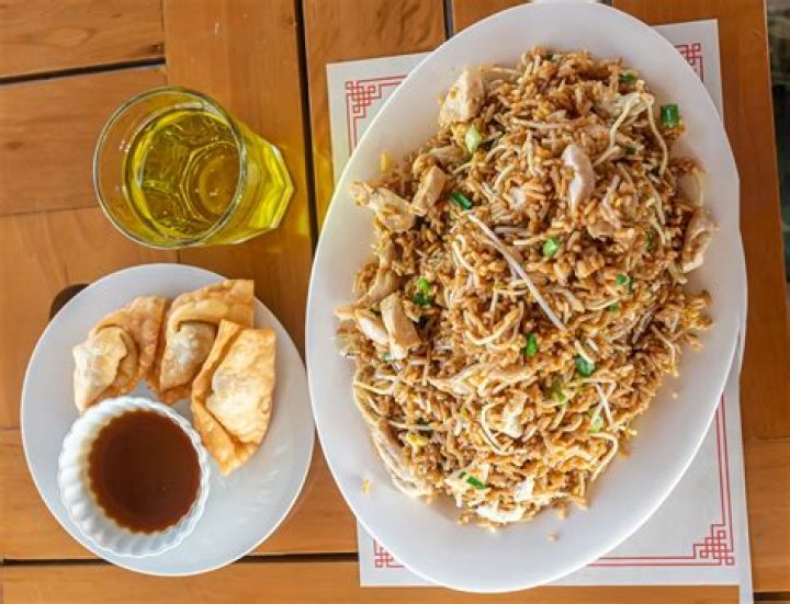 Discovering the Culinary Delight of Chifa Lung Wah in Pembroke Pines