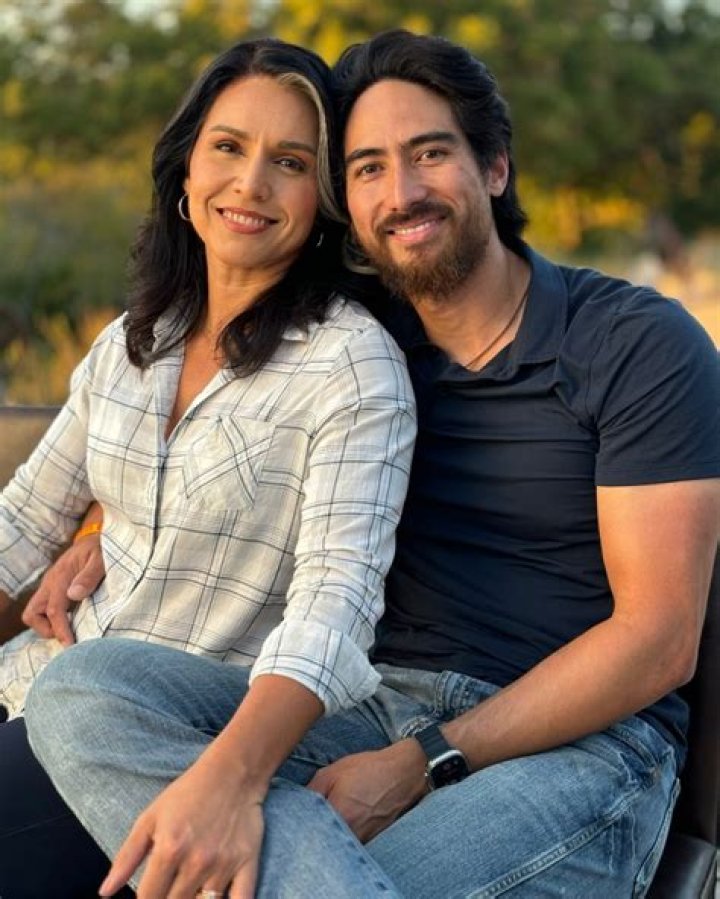 Eduardo Tamayo: A Comprehensive Insight into His Life and Career