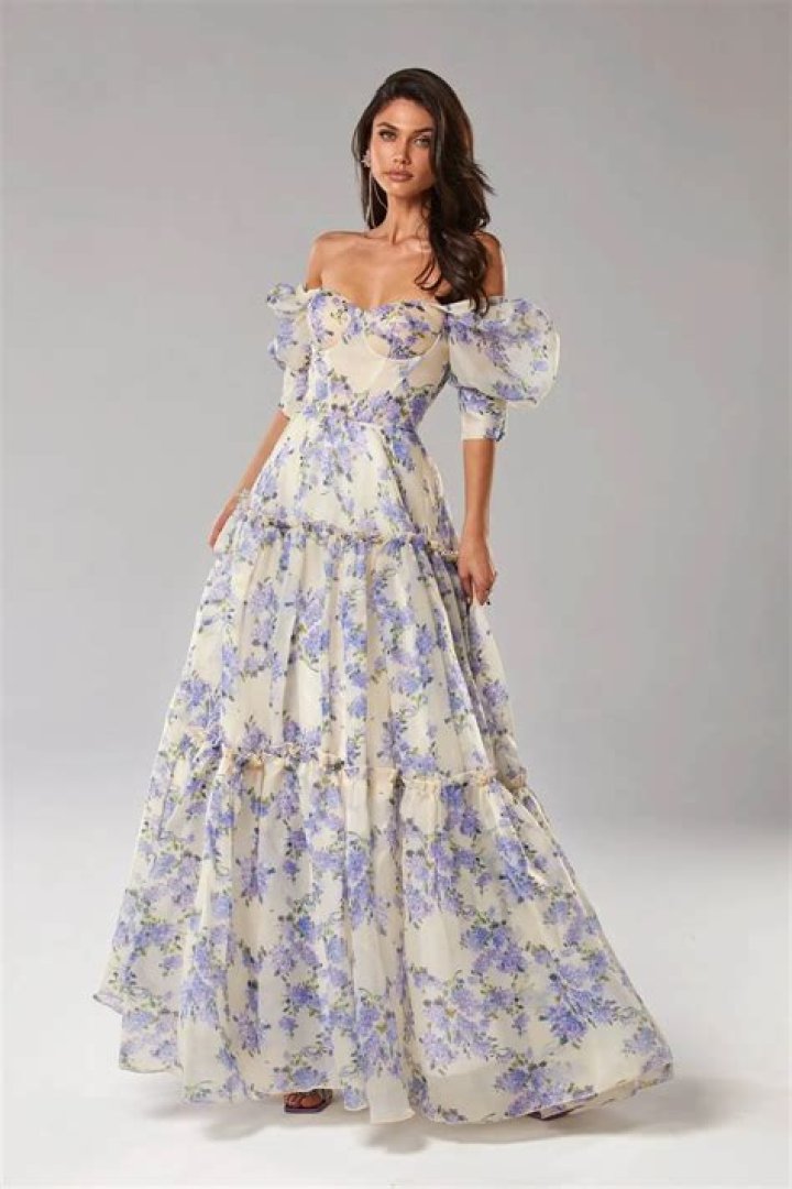 Embracing Elegance: The Male Flowy Outfit Revolution