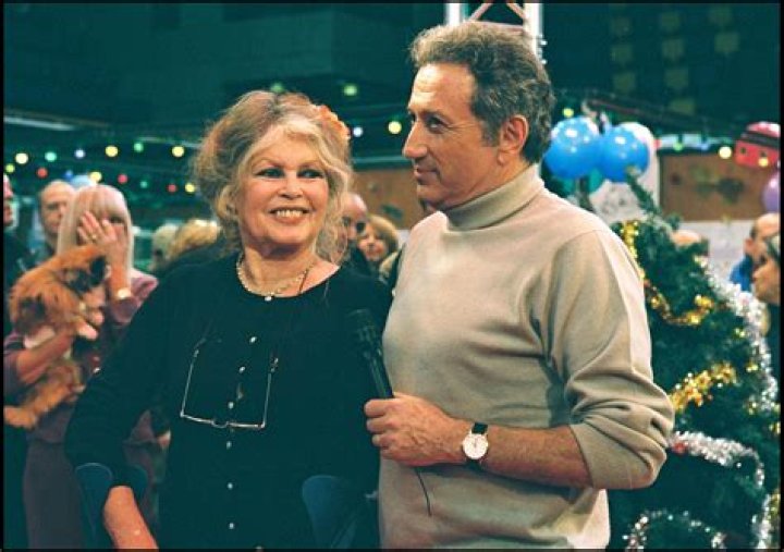 Emilio Estevez: A Comprehensive Look into His Life and Marital Status