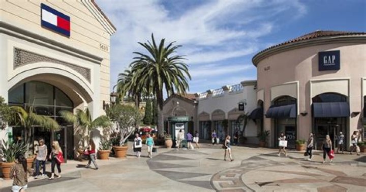 Explore the Best Shopping Experience at Carlsbad Mall Outlet
