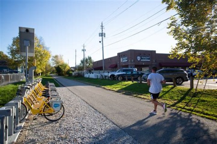 Explore the Charm and Vibrancy of Broad Ripple Village, Indiana