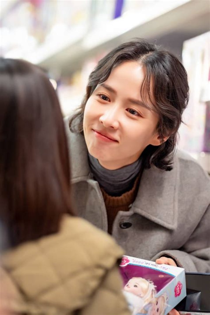 Exploring the Life of Cho Yeo-jeong: Husband, Personal Life, and Career Insights