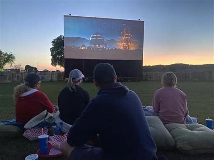 Ford Drive-In Theatre: A Unique Entertainment Experience