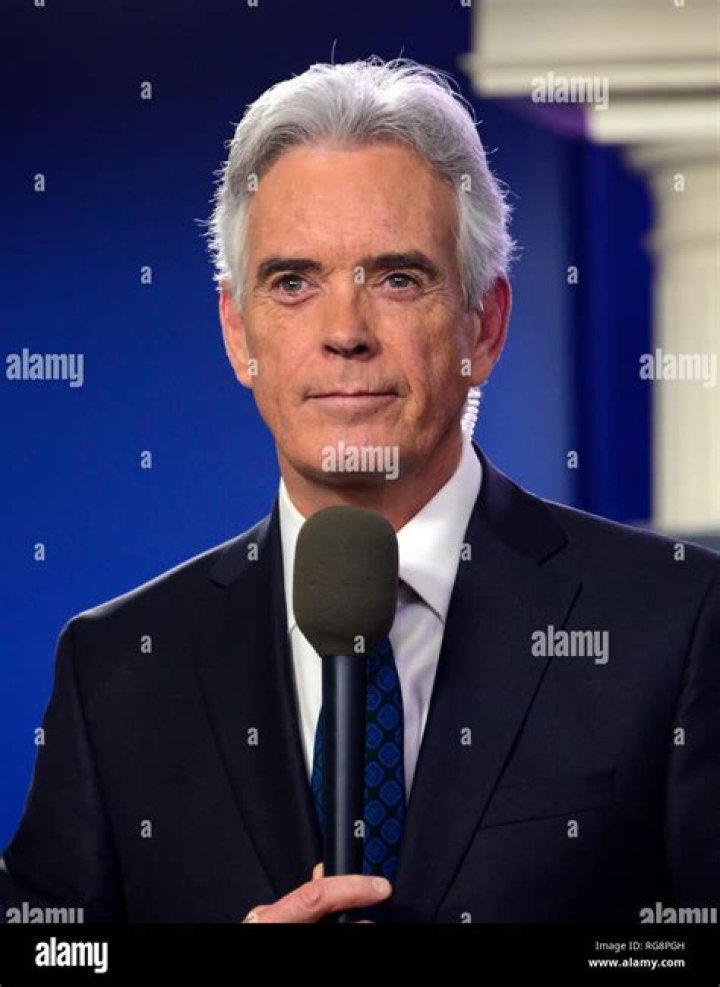 Fox News Reporter John Roberts: An In-Depth Exploration of His Career, Expertise, and Impact