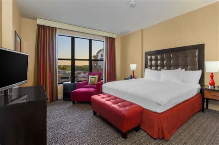 Hilton Branson Landing MO: Your Ultimate Guide to Luxury and Comfort