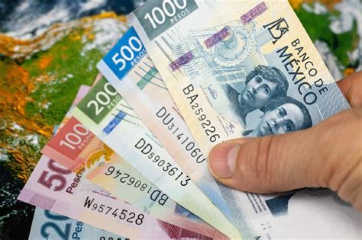 How Much is $300 in Mexican Pesos Today? Exchange Rate Guide