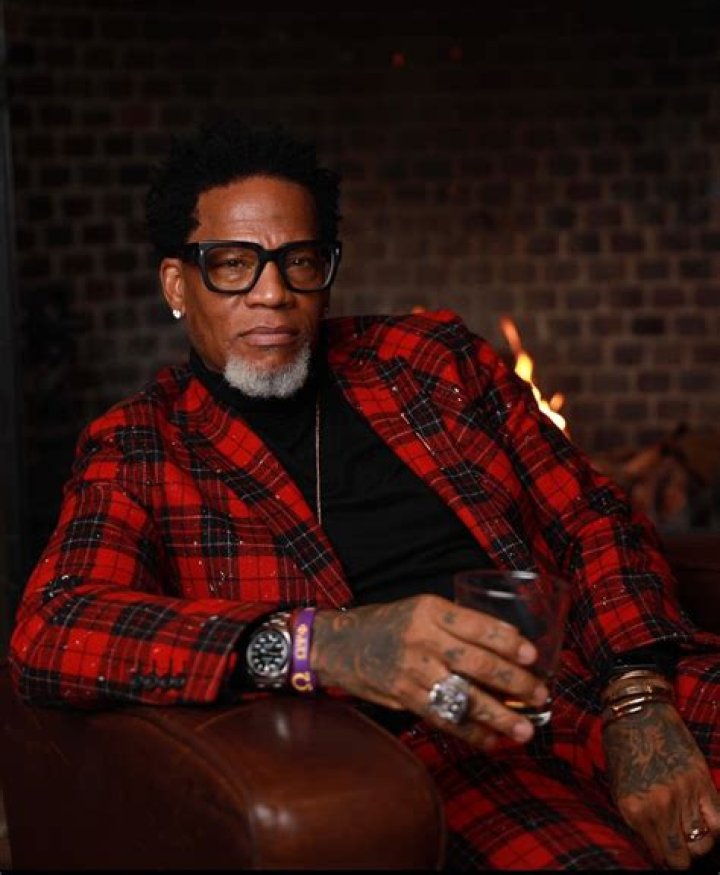 How Much is D.L. Hughley Worth? Unveiling the Net Worth of the Comedy Icon