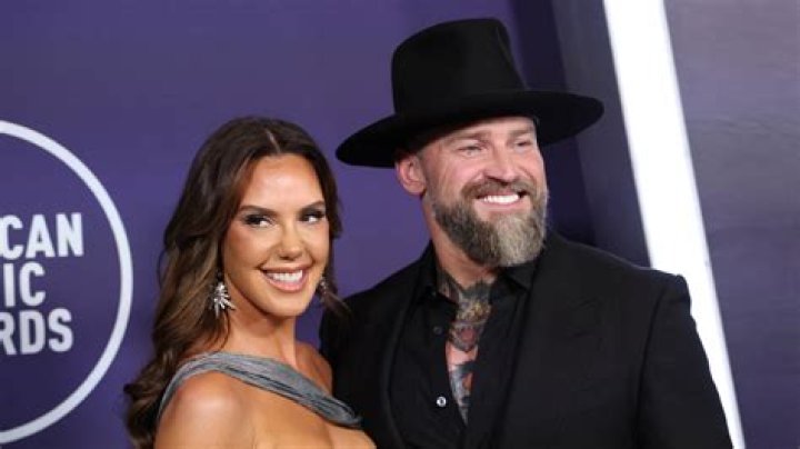 How Tall is Zac Brown? Unveiling the Height of the Country Star