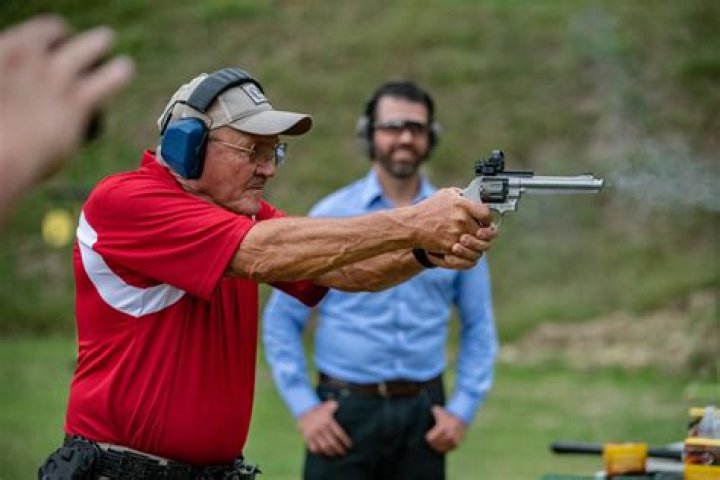 Jerry Miculek Net Worth: A Deep Dive into the Life of the World&rsquo;s Fastest Shooter