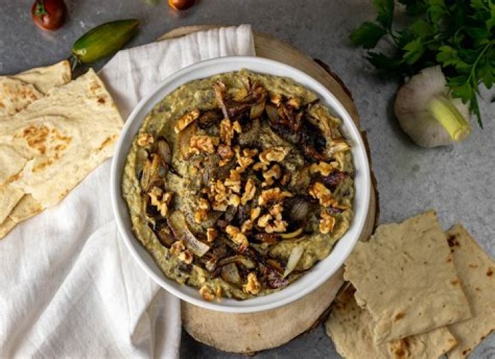 Kashke Bademjan: A Delicious Persian Eggplant Dish