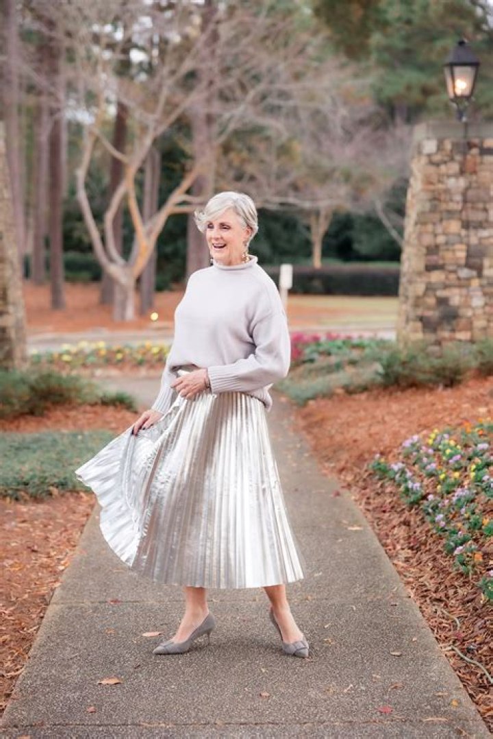 Kat Denning See Thru: A Bold Fashion Statement Redefining Style