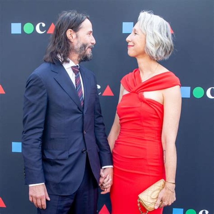 Keanu Reeves: Is He Currently in a Relationship? Exploring the Heartthrob's Love Life