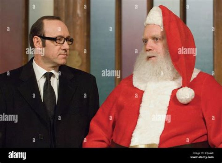 Kevin Spacey as Fred Claus: A Deep Dive into the Holiday Classic