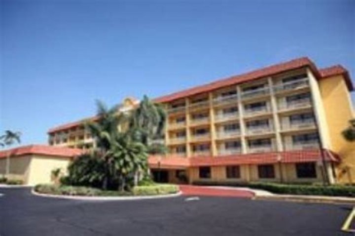 La Quinta Inn Coral Springs: Your Ultimate Guide to Comfort and Convenience