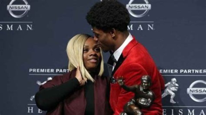 Lamar Jackson Girlfriend Jaime Taylor: A Comprehensive Look Into Their Relationship