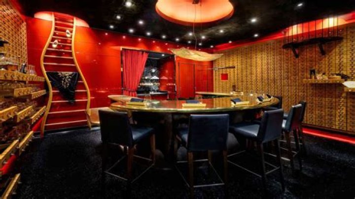 Luxor Dining Las Vegas: A Comprehensive Guide to Experiencing Luxurious Cuisine