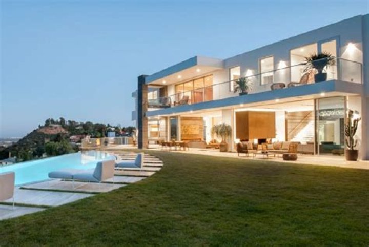 Luxury Homes in Los Angeles Hills: The Ultimate Guide to Exclusive Living