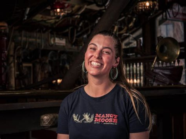 Mangy Moose Restaurant &amp; Aloon: A Unique Dining and Entertainment Experience