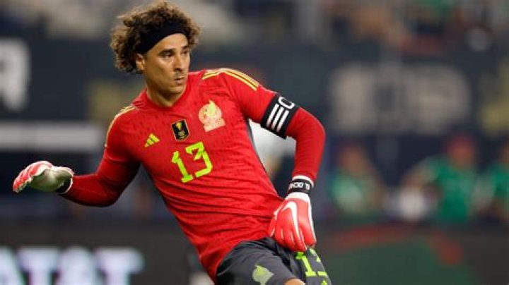 Memo Ochoa: A Journey Through the Life and Achievements of Mexico's Legendary Goalkeeper