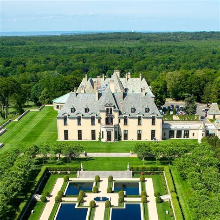 Oheka Castle NY: The Grandeur and History of Long Island's Iconic Landmark