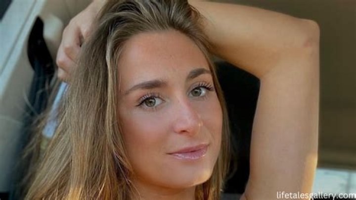 Ruby Reid Model: The Rising Star in the Fashion Industry