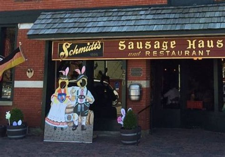 Schmidt's Sausage Haus und Restaurant Columbus OH: A Culinary Icon