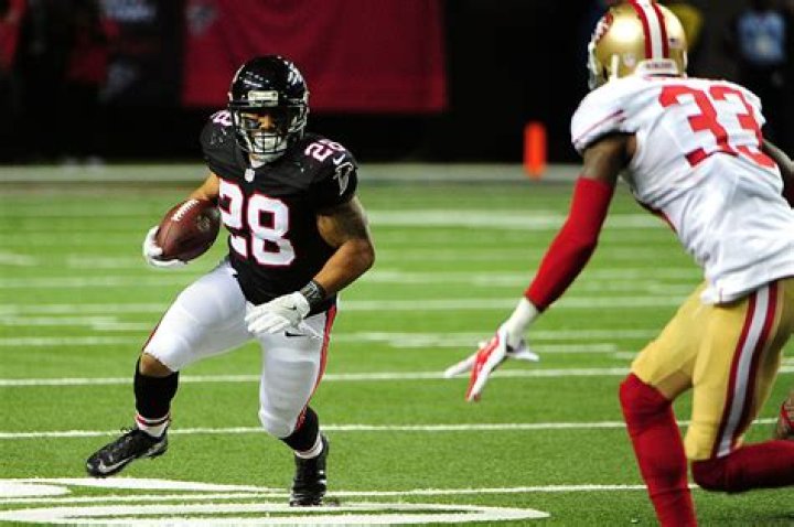 The Shortest Football Player in NFL: A Comprehensive Analysis