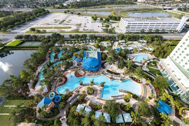 Top Restaurants Near DoubleTree by Hilton Orlando EAWORLD: A Comprehensive Guide