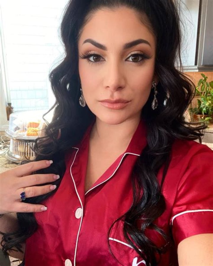 Unveiling Deena Buckner Net Worth: Biography, Achievements, and Financial Insights