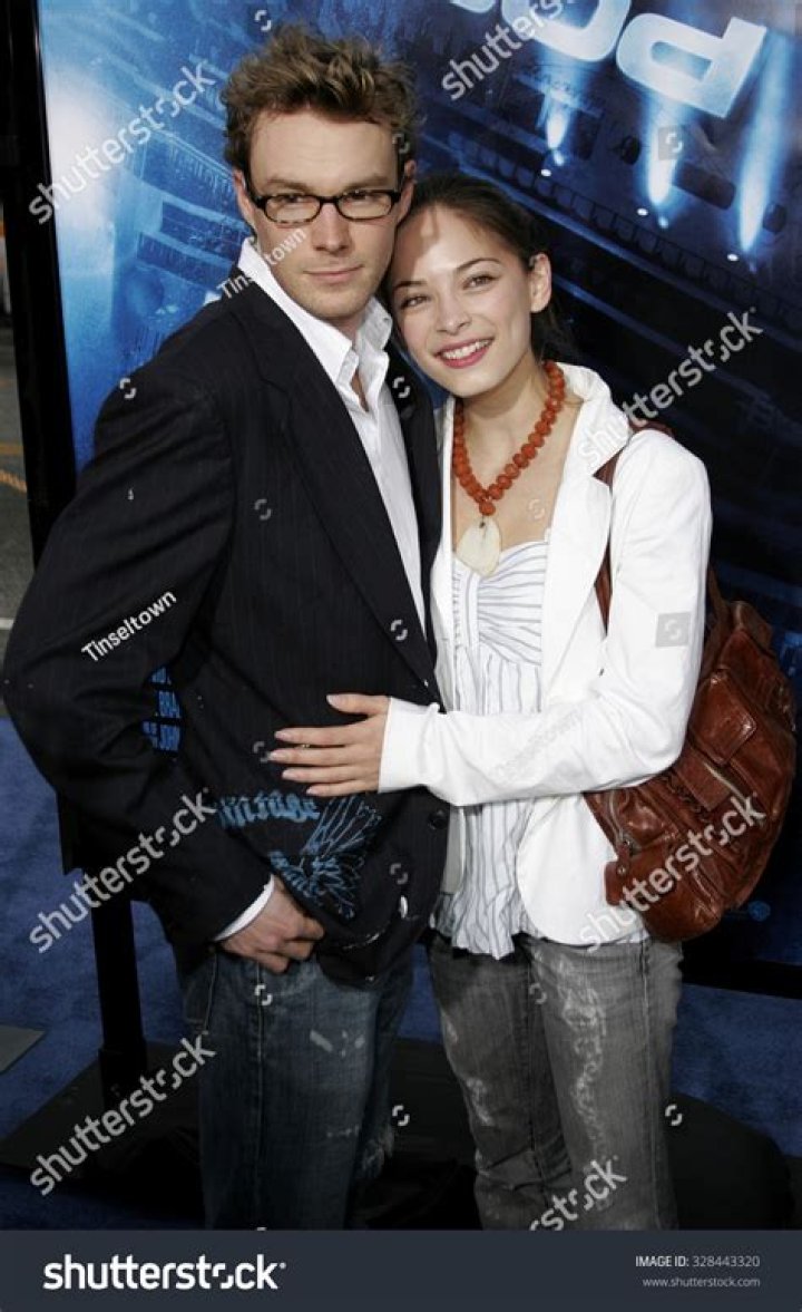 Unveiling Kristin Kreuk's Husband: The Untold Story