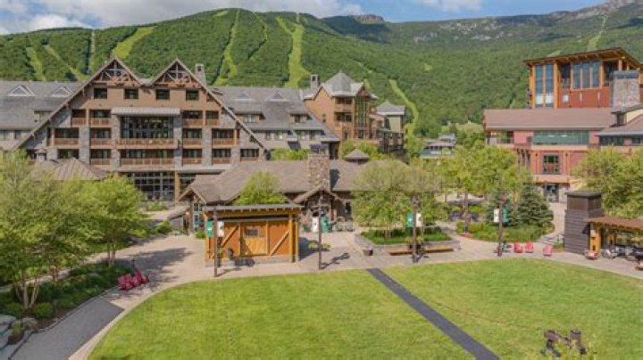 Unveiling the Charm of The Lodge at the Ozarks: A Premier Mountain Retreat