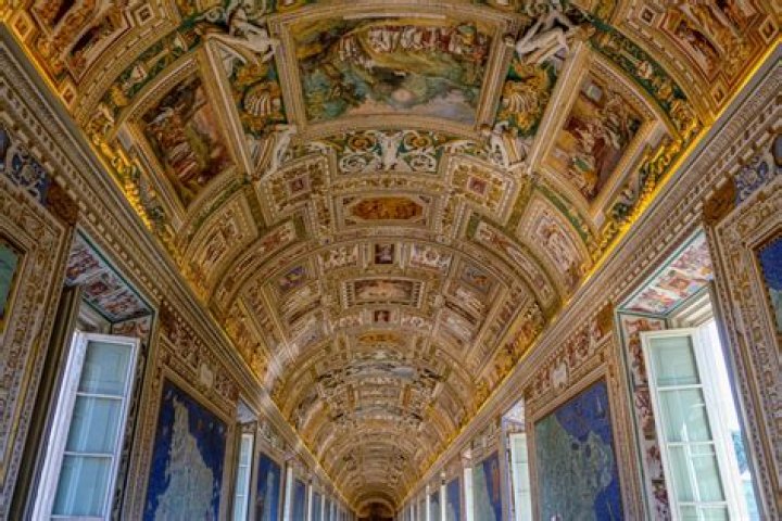 Vatican Gifhop Italy: A Comprehensive Guide to Experiencing the Best of Vatican City