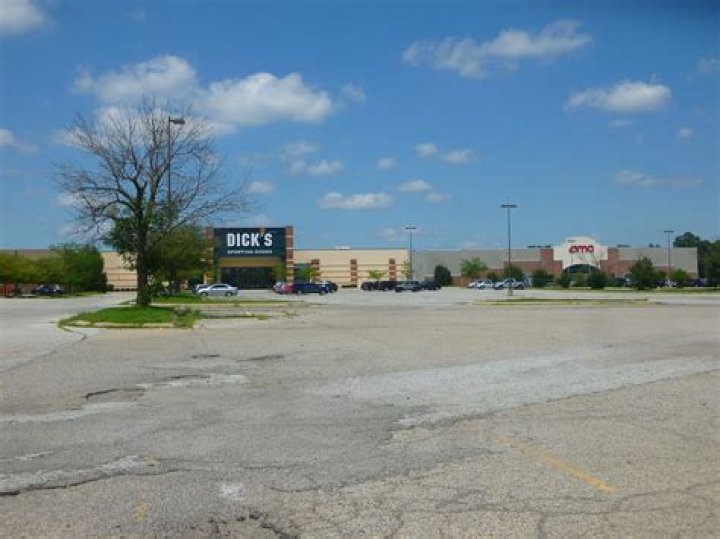 Washington Square Mall AMC: A Premier Entertainment Destination