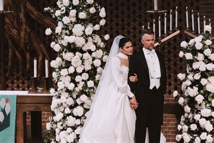 Who Was Josh Duhamel Married To? A Comprehensive Guide to His Love Life and Relationships