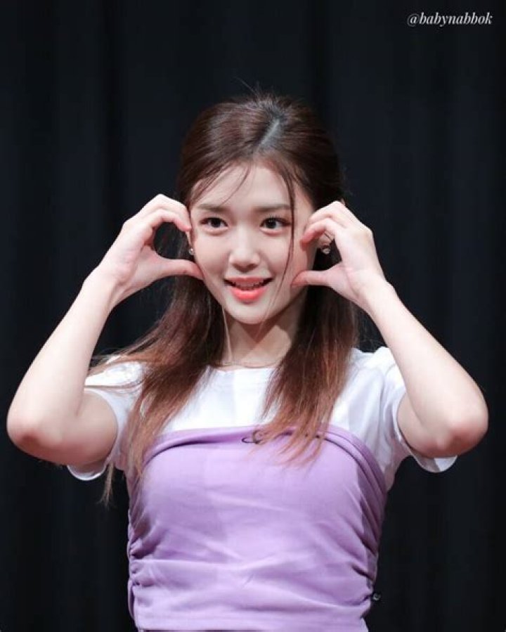 Ximenasaenz: The Rising Star in the Entertainment Industry